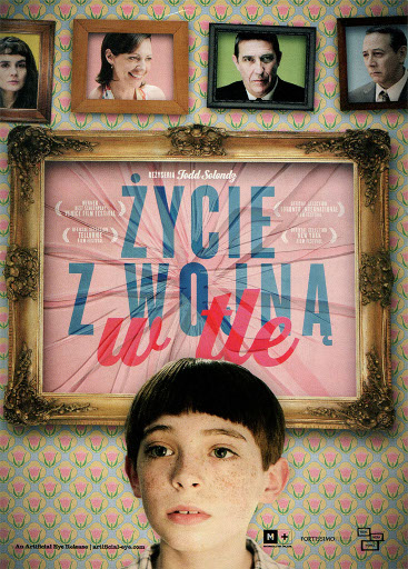 Przód ulotki filmu 'Życie Z Wojną W Tle'